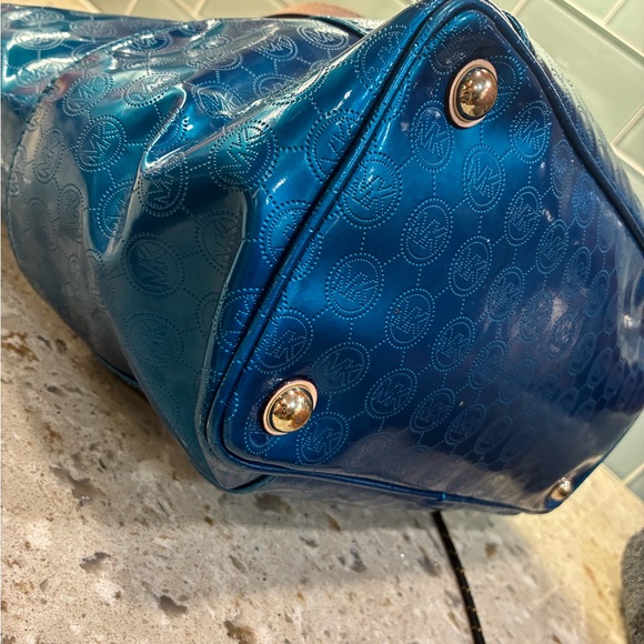 Michael Kors Teal Patent Logo Tote with Tan Straps - Picture 6 of 9